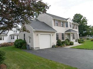 11 Pleasant St, Waltham, MA 02452