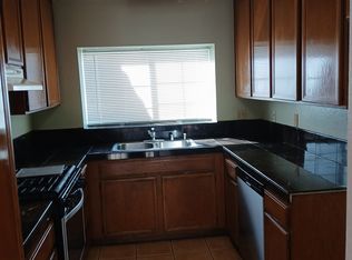 1560 Alameda Gln, Escondido, CA 92027