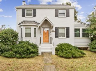 5300 Wilson Blvd, Arlington, VA 22205