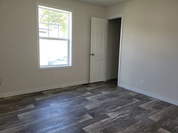 3rd image of 38000 Le Chateau Blvd #128