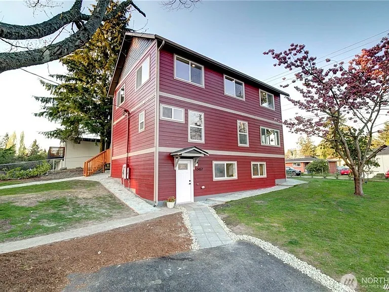10457 8th Ave SW #A — Photo 10