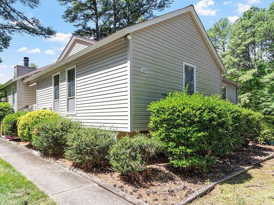 1st image of 129 Lake Pine Dr