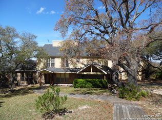 8204 Foxcross Dr, Spring Branch, TX 78070