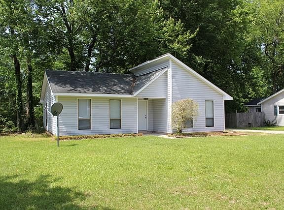 3rd image of 124 Fletcher Pl