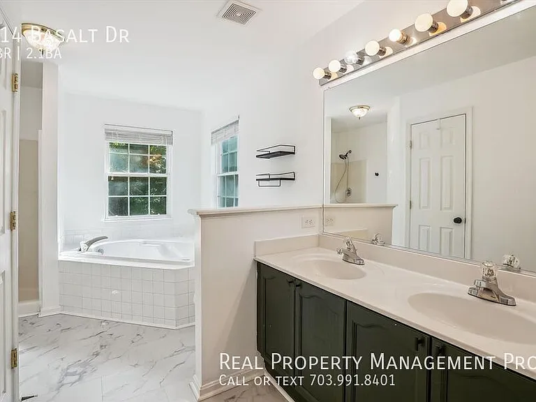 114 Basalt Dr — Photo 12