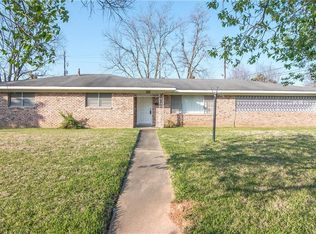 3303 Surrey Rd, Shreveport, LA 71105