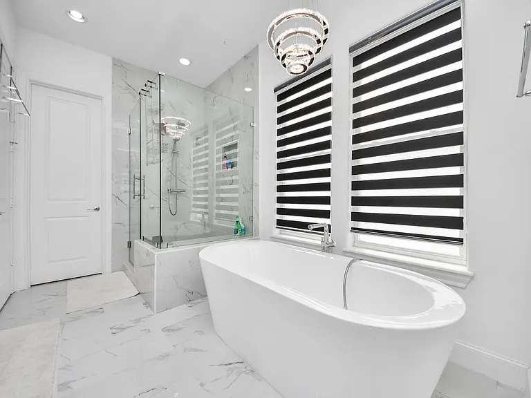 8724 Oak Kolbe Ln — Photo 37