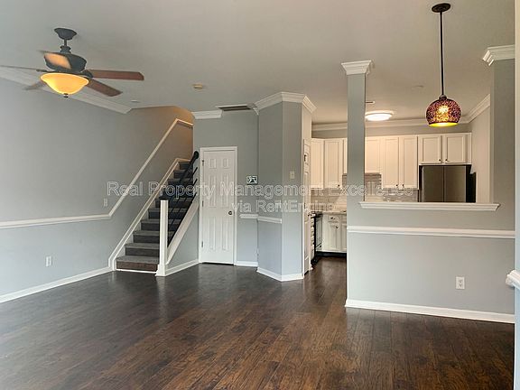 2nd image of 330 Gilman Ln Unit 101