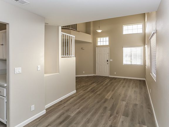 5th image of 7437 Wandering St