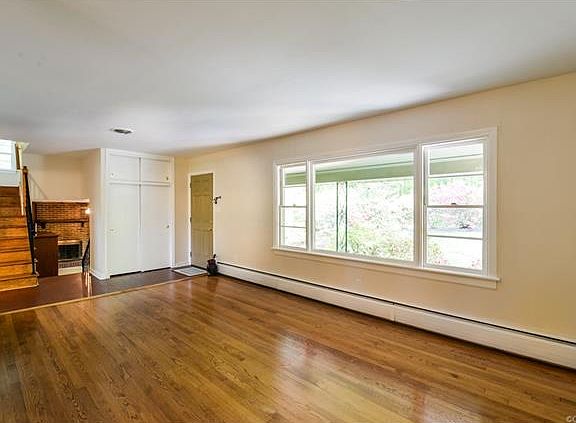 3rd image of 8408 Bayfield Dr