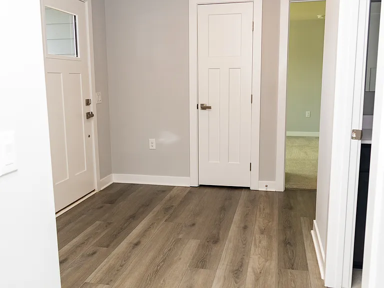 3093 Edgehill Dr — Photo 5
