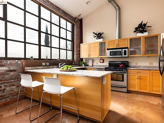 5th image of 1501 37th Ave APT A5