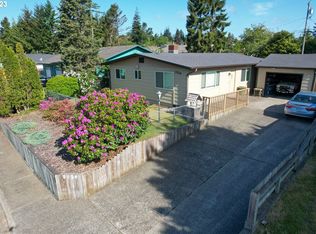 2124 Commercial St, North Bend, OR 97459