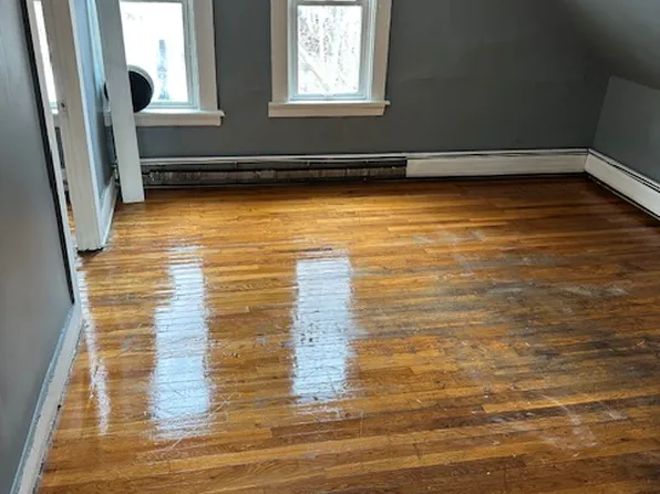 138 Pleasant St #3, New Britain, CT 06051