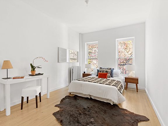 3rd image of 199 8th Ave APT B2