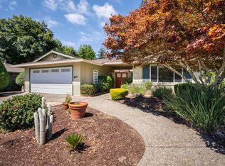 7129 Oak Leaf Drive, Santa Rosa, CA 95409