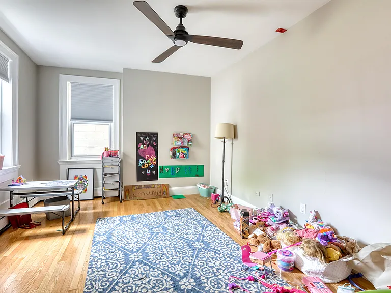 279 Main St #2 — Photo 8