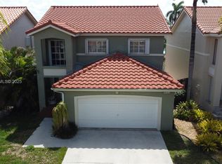 Charlestowne, Miami, FL 33186