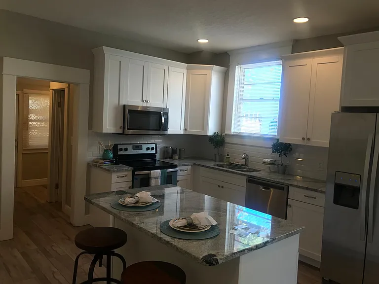 416 E Floribraska Ave — Photo 12