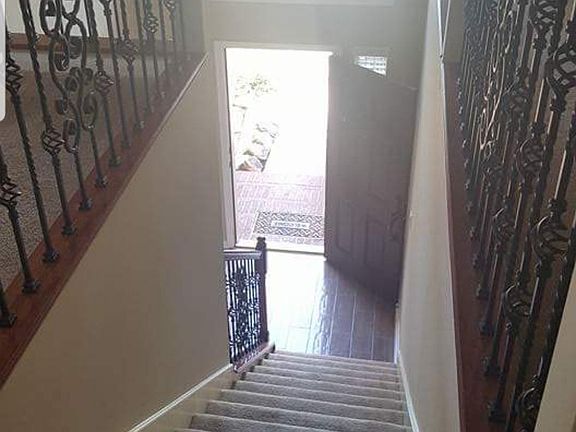 5th image of 18606 S Wimbledon Dr