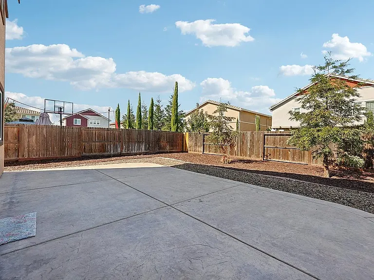 7185 Corvus Cir — Photo 15