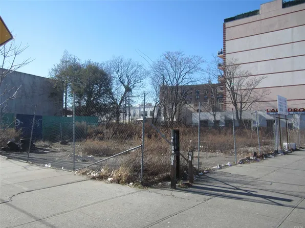 398 Kings Hwy image 1 of 5