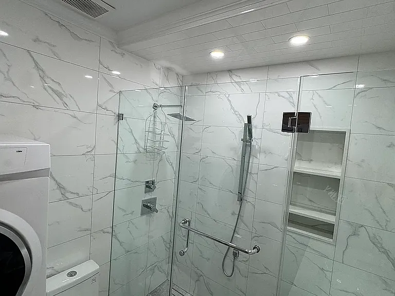 601 Morgan Ave #1 — Photo 5