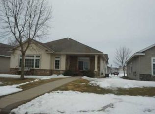 312 Roosevelt St S, Cambridge, MN 55008