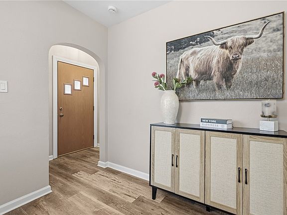 5th image of 264 Coraopolis Rd