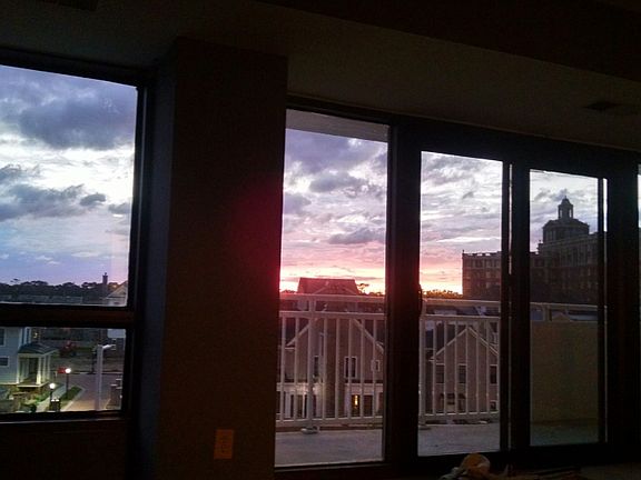 2nd image of 4004 Atlantic Ave APT 408