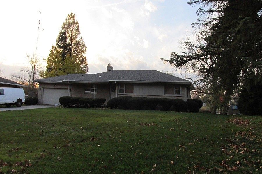 2nd image of 2531 W 58th Pl