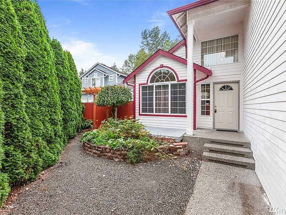 2nd image of 14928 25th Pl SW