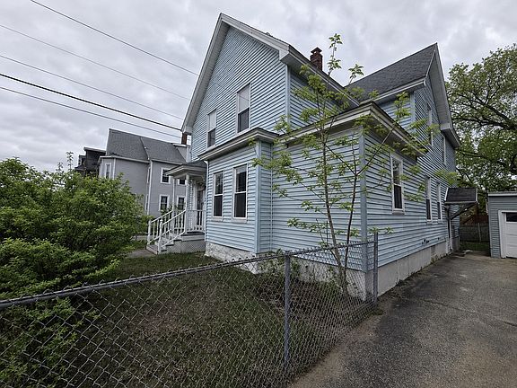 2nd image of 427 Wilson St #2