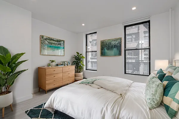 Rented by REAL New York | media 4