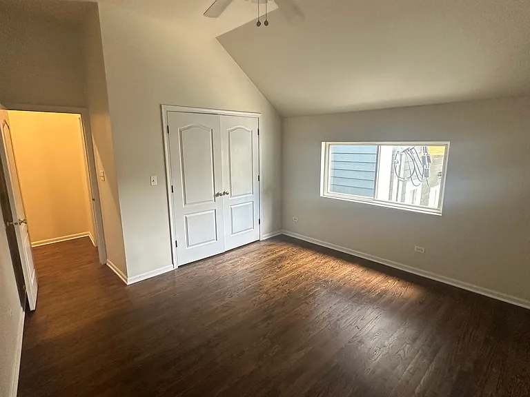 3634 N Ashland Ave — Photo 9