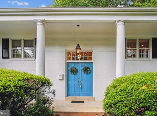 3539 Sleepy Hollow Rd, Falls Church, VA 22041