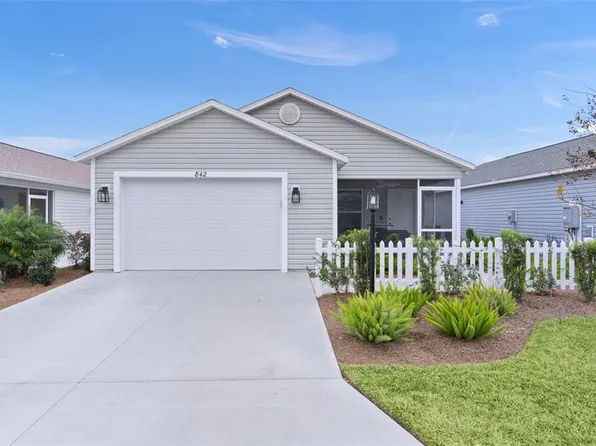 842 Spring Ave, Okahumpka, FL 34762