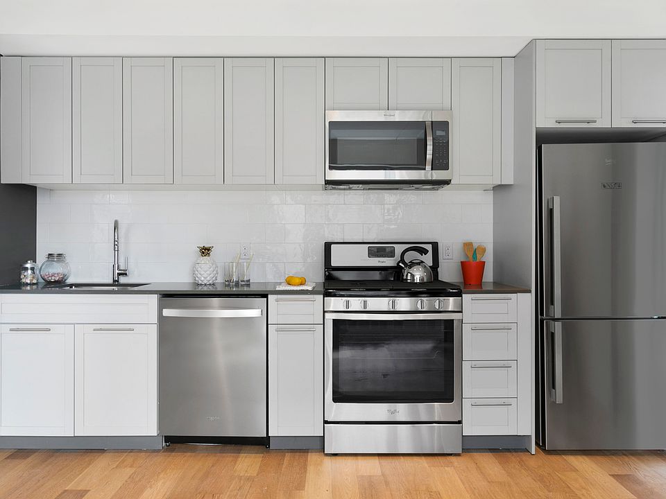 1st image of 150 Union Ave #4U