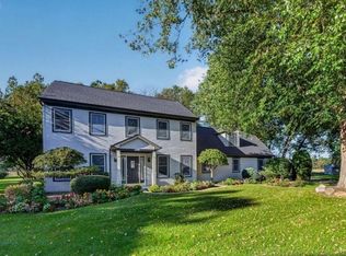50505 Deer Ridge Ct, Granger, IN 46530