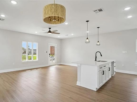 2nd image of 3709 N Tonti St #A