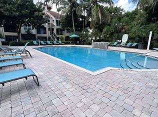 5860 W Sample Rd APT 207, Pompano Beach, FL 33067