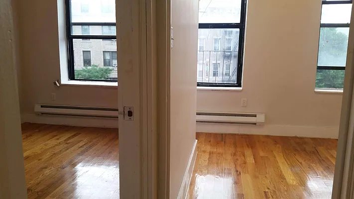 Rented by Signature Property Realty | media 27