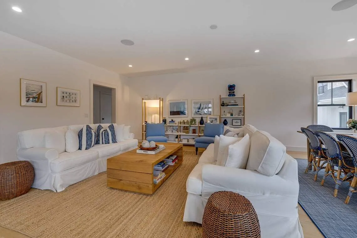 Sandpoint | 6BR Family Home with Pool | Rove Travel — Photo 3