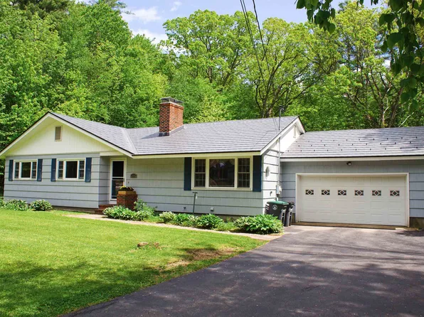 231 Pembroke Hill Road, Pembroke, NH 03275