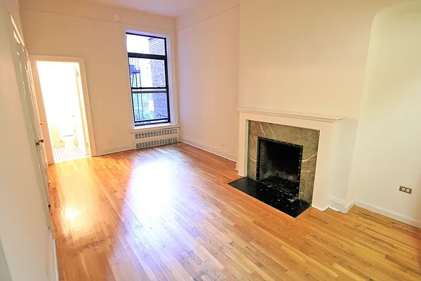 Rented by JK Dansar Corp | media 14