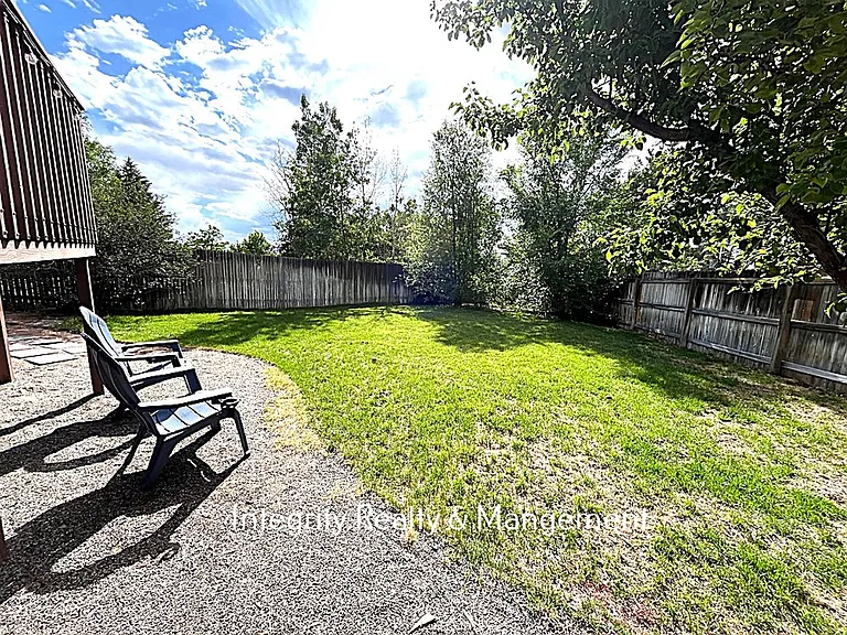 19151 E Garden Pl — Photo 17