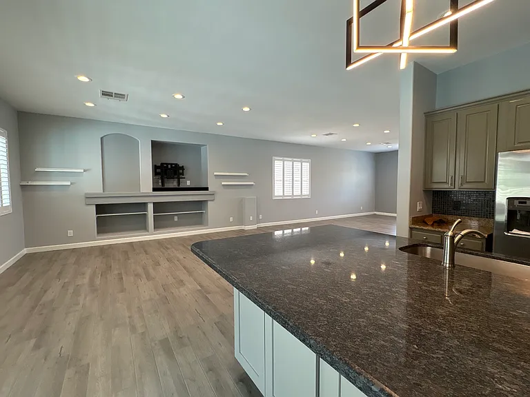 2506 Silver Beach Dr — Photo 16