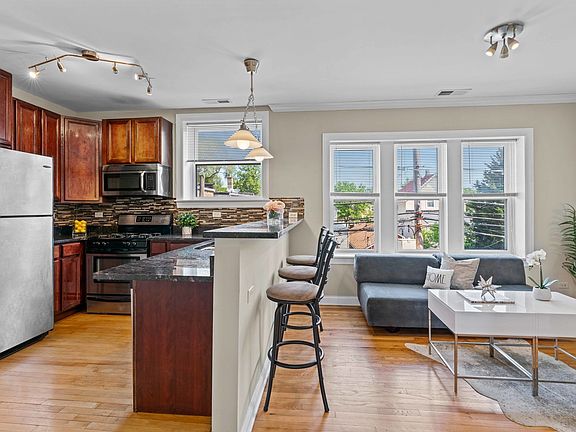 5th image of 1841 N Monticello Ave APT 2E