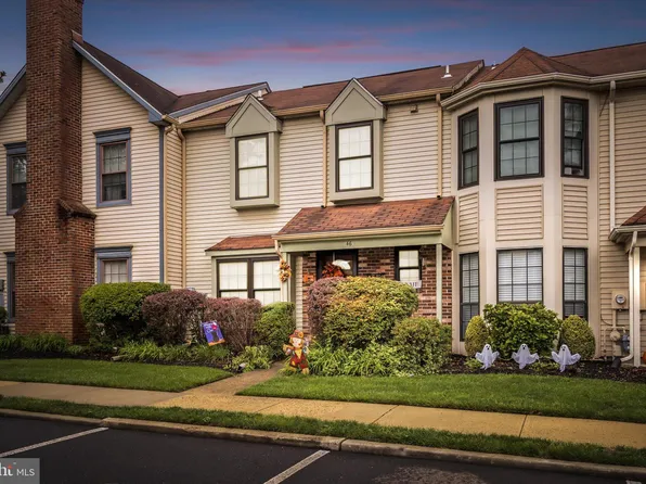 46 Tynemouth Ct, Robbinsville, NJ 08691