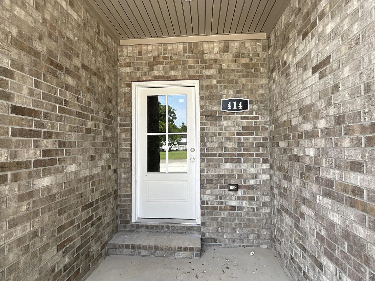 3 bed, 3.0 bath, $1,750 — Photo 2